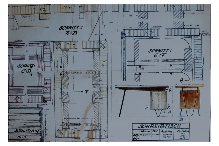 Schreibtisch 1960, Gesellenstück Entwurf und Fertigung in der Tischlerei der Matthias-Thesen-Werft Wismar