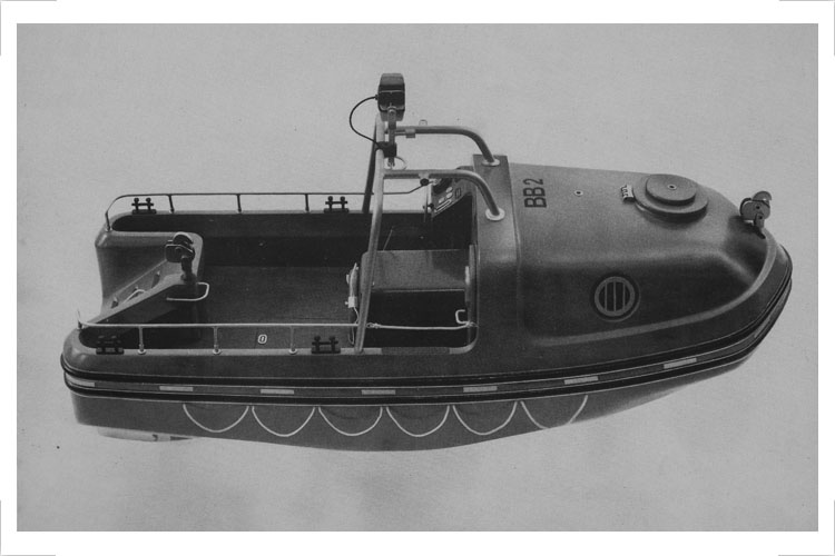 Rescue-Boot (Mann über Bord – Boot) 1981, Modell, Diplomarbeit von Detlef Ruß an der Kunsthochschule Berlin, Betreuer: Erich John, Kunsthochschule Berlin, F. Wulsten Auftraggeber: VEB Kombinat Schiffbau Rostock /F. Wulsten