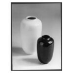 Kantner Lieselotte zwei Vasen, hell-elfenbein und schwarz glasiert, H. 14,5, und 10, 5 cm, 1952, Foto: Franziska Adebahr